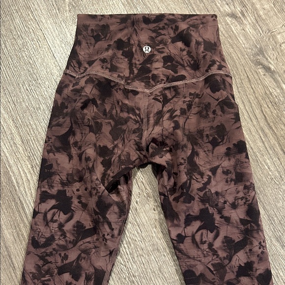 lululemon Align™ High-Rise Leggings 25" - Picture 6 of 8